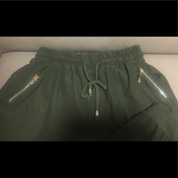 Comfy, draw string pants - Picture 2 of 2